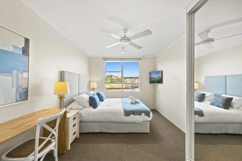 Harbourside 31 in Mcmahons Point