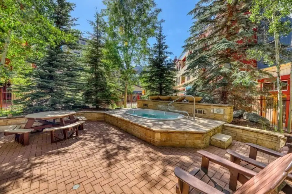 1 Bedroom Plus Murphy Mountain Condo In River Run Village With Hot Tub Access And Walking Distance To Ski