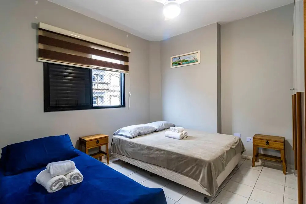 Apto com Excelente Localiza o a 50m da Praia