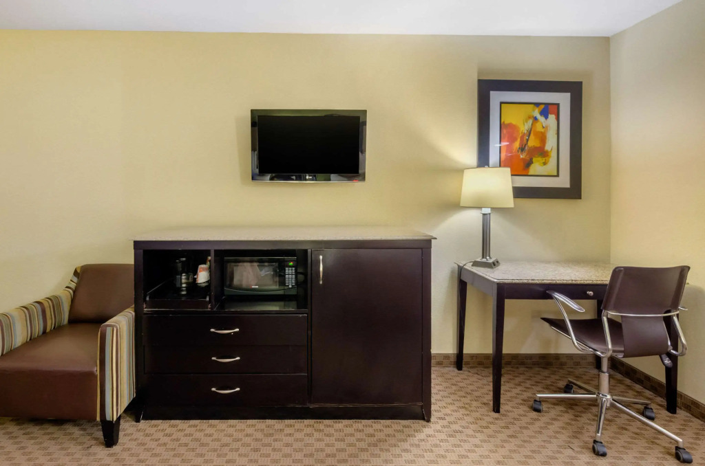 Quality Inn