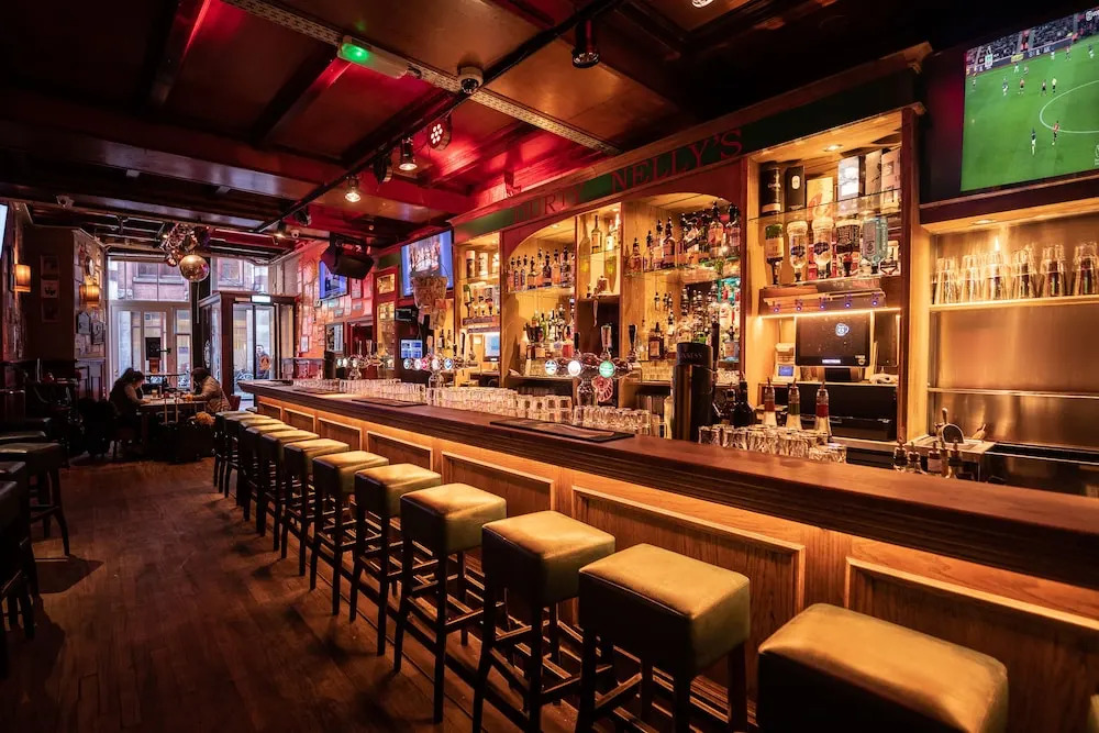 Durty Nellys Inn
