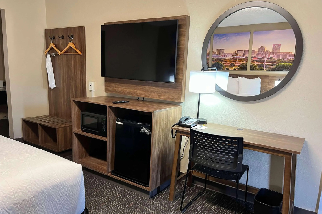Days Inn By Wyndham Monroe Nc