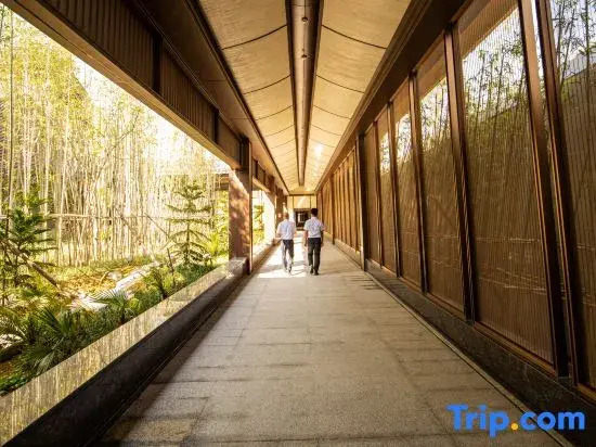 XinYu  Fairy Lake Tianmu Hot Spring Resort Hotel