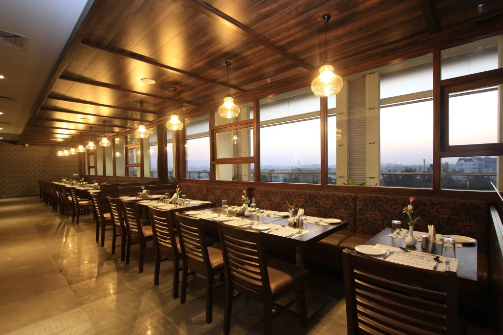 Icon Business Hotel by Bhagini
