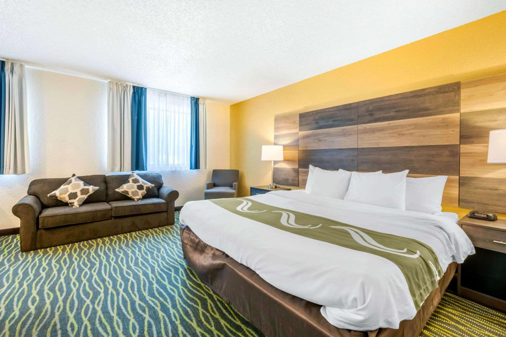 Quality Inn & Suites Leesburg Chain of Lakes