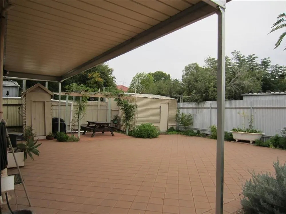 Maeville Cottage