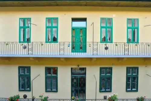 Gozsdu Apartments in Center