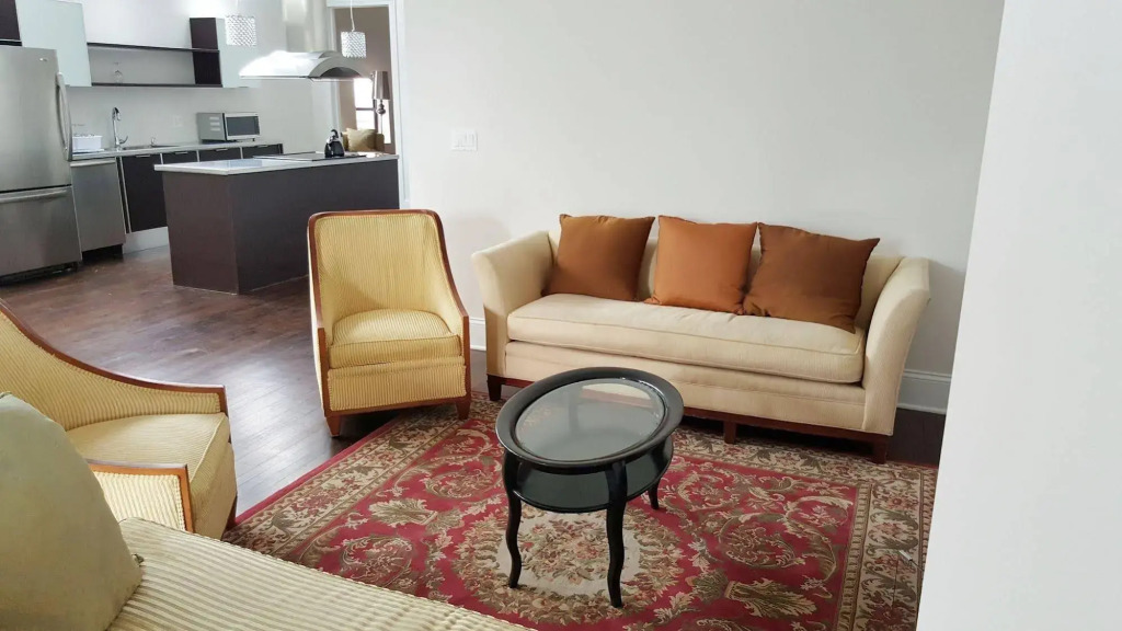 Stan Mansion Suite
