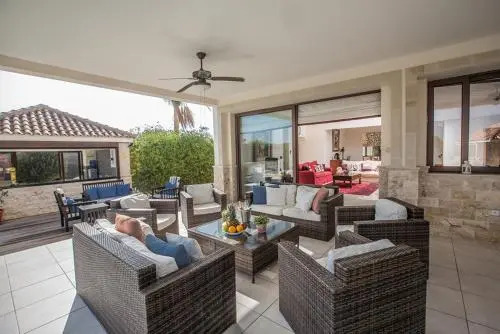 Rent Your Dream Holiday Villa in Paralimni And Look Forward To Relaxing Beside Your Private Pool, Paralimni Villa 1232