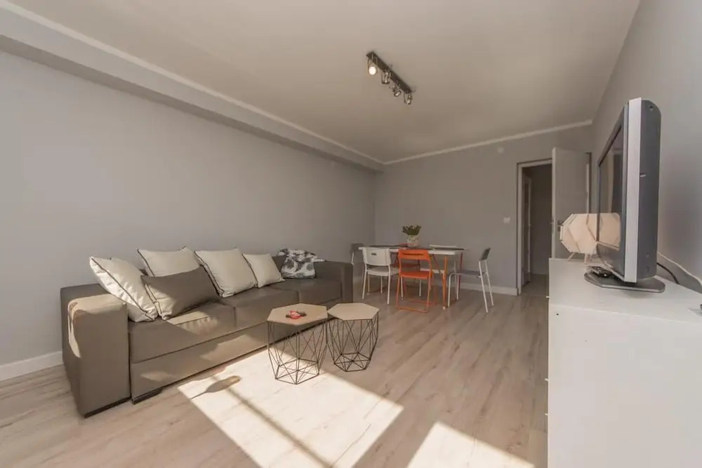 BillBerry Apartments - Merchant House