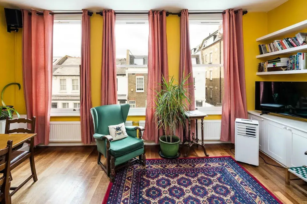 Elegant And Peaceful 2Bd Apt - Barons Court/London