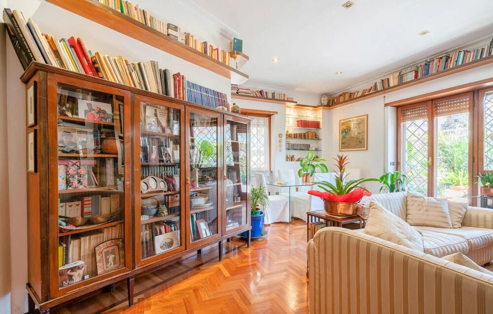 Beautiful Apartment in Roma With Wifi and 2 Bedrooms