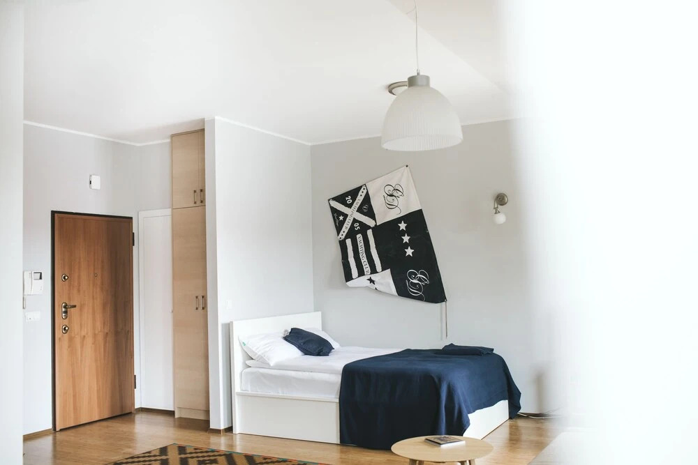 Blue Buddy - Apartment and the Sea
