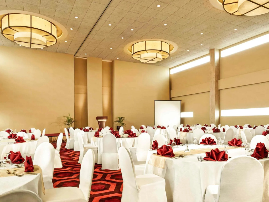 Ibis Gading Serpong