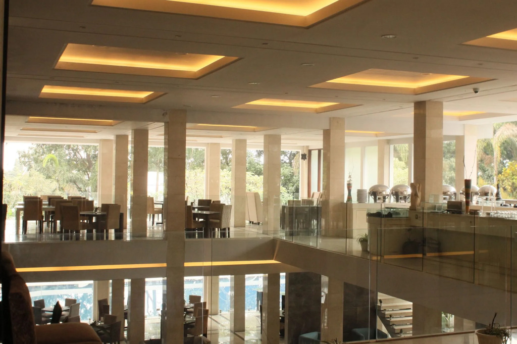 Grand Arjuna Hotel