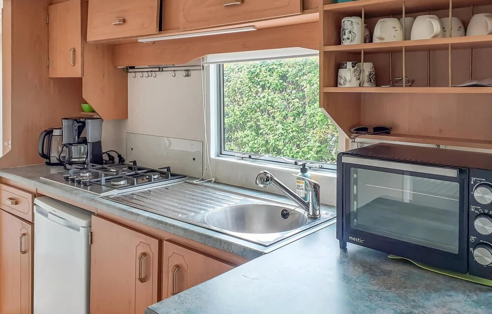 2 Bedroom Lovely Home In Renesse