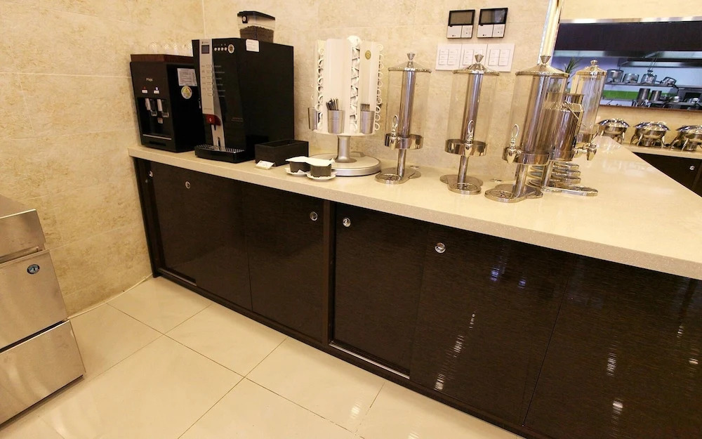 CS Avenue Tourist Hotel
