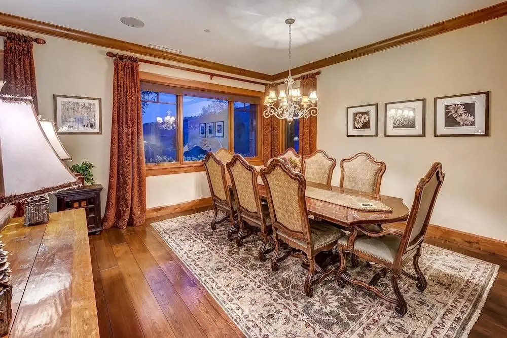 Hummingbird Retreat - Four Bedroom Townhome