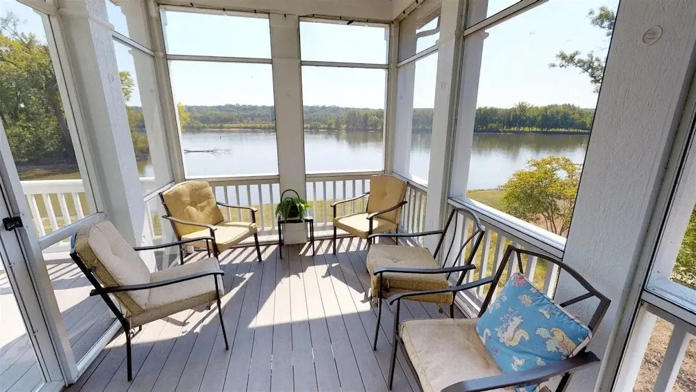 River House 1W