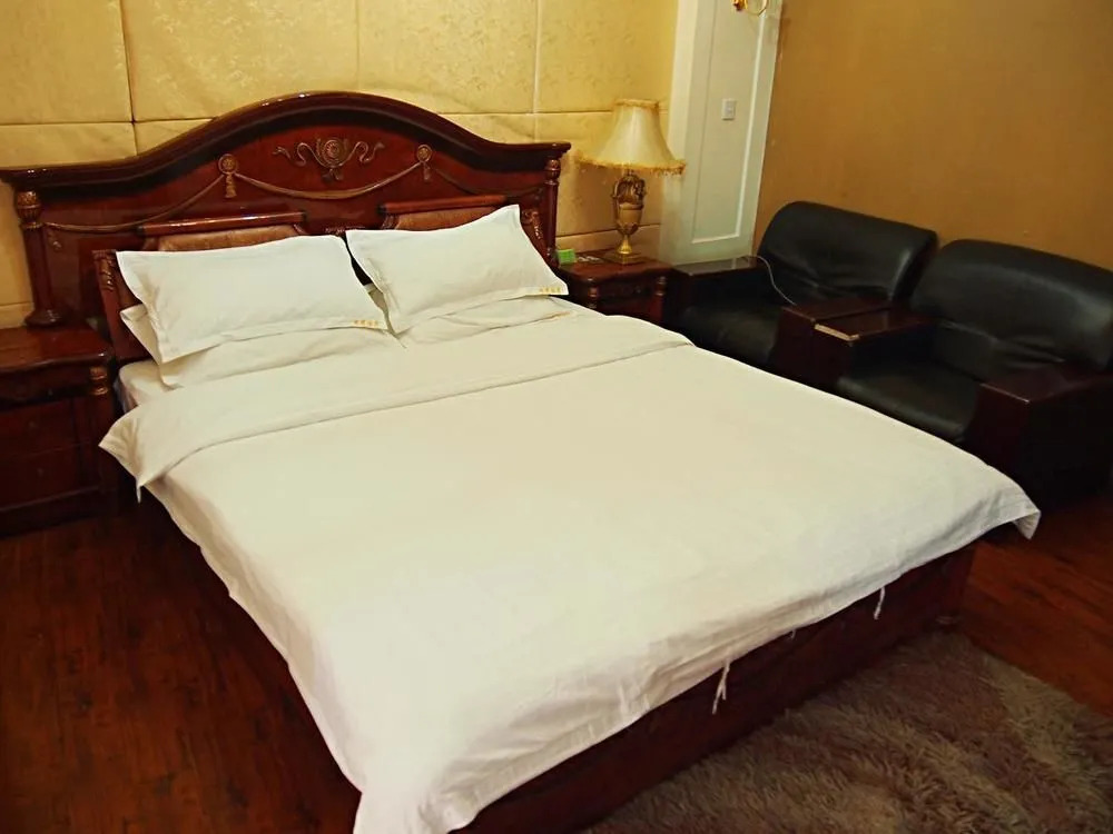 Aoxin Hotel(傲馨酒店（昆明老街南屏步行街店）)