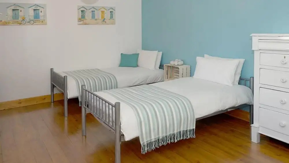 Great House for Large Groups, Lots of Space and Large Garden