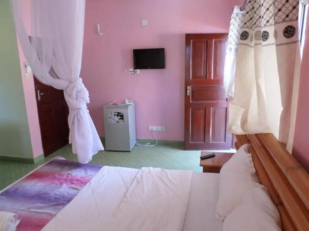 Pinebreeze Holiday Resort