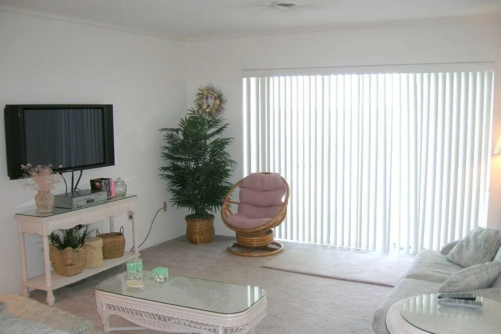 Harbour Island 39F by RedAwning