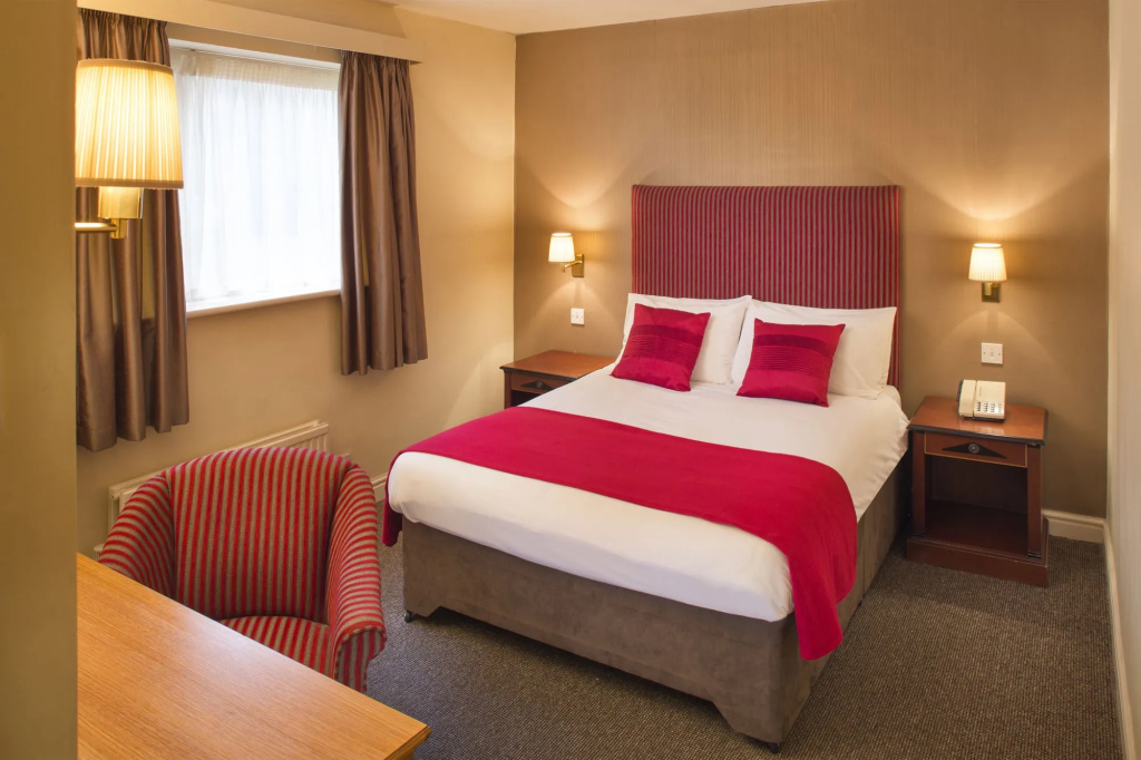 The Hillcrest Hotel