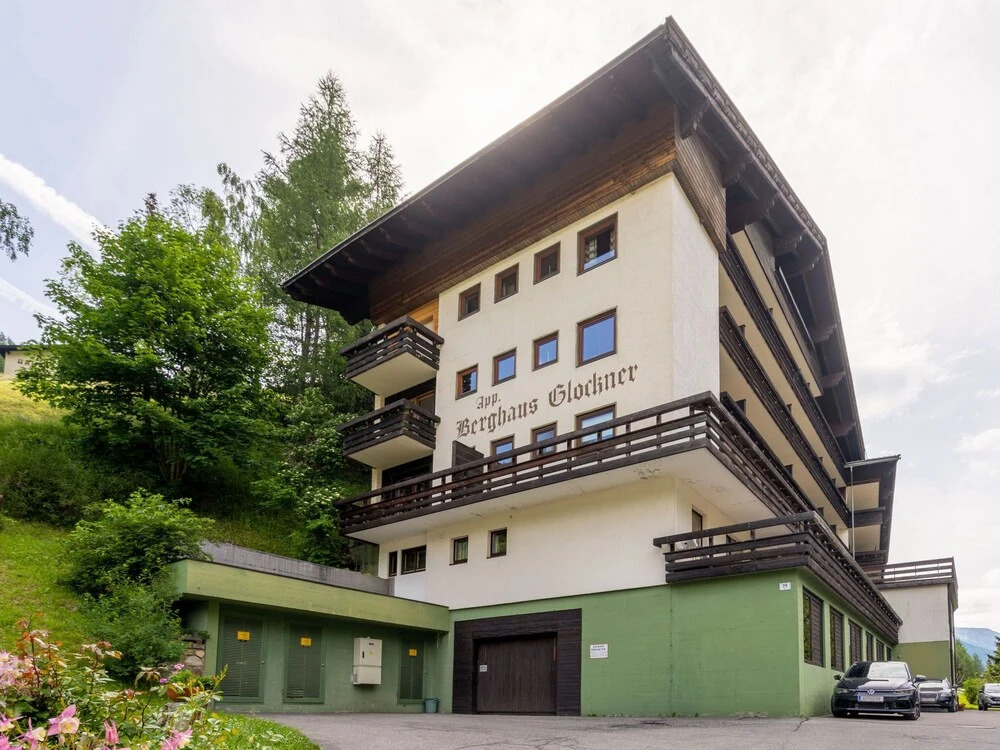 Glockner Hof in Hof With 1 Bedrooms and 1 5 Bathrooms
