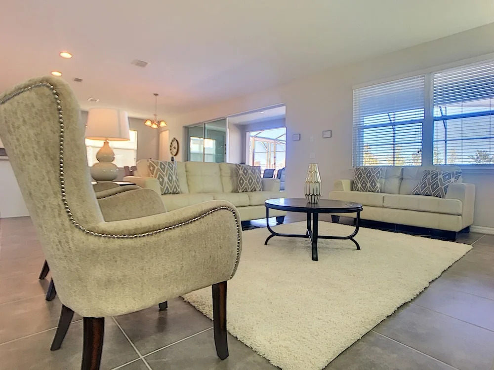 Sun Ridge Villa: Private Pool/Spa & 24/7 Support