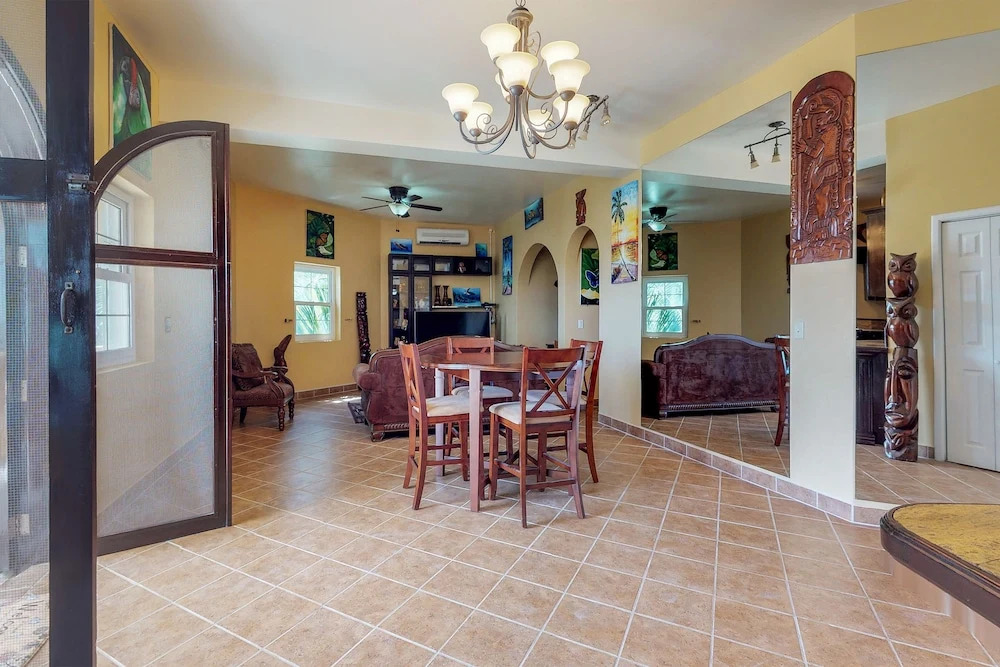 Casa Johnson