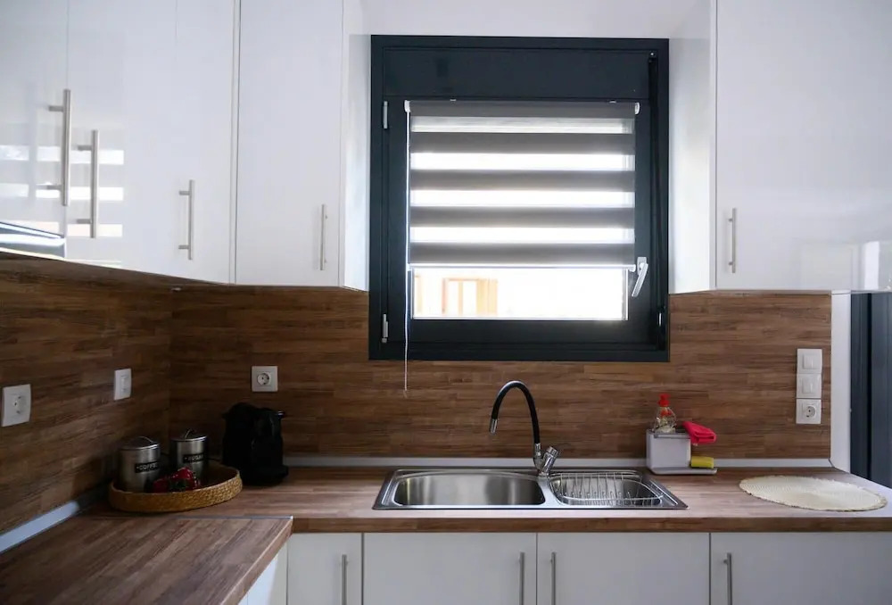 Minimal Condo Trikala Town