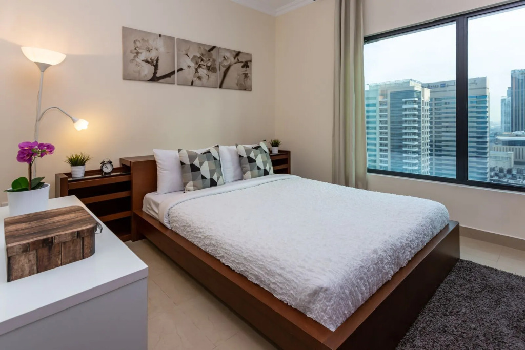 Modern And Bright 1 Br Apartment Amazing Views