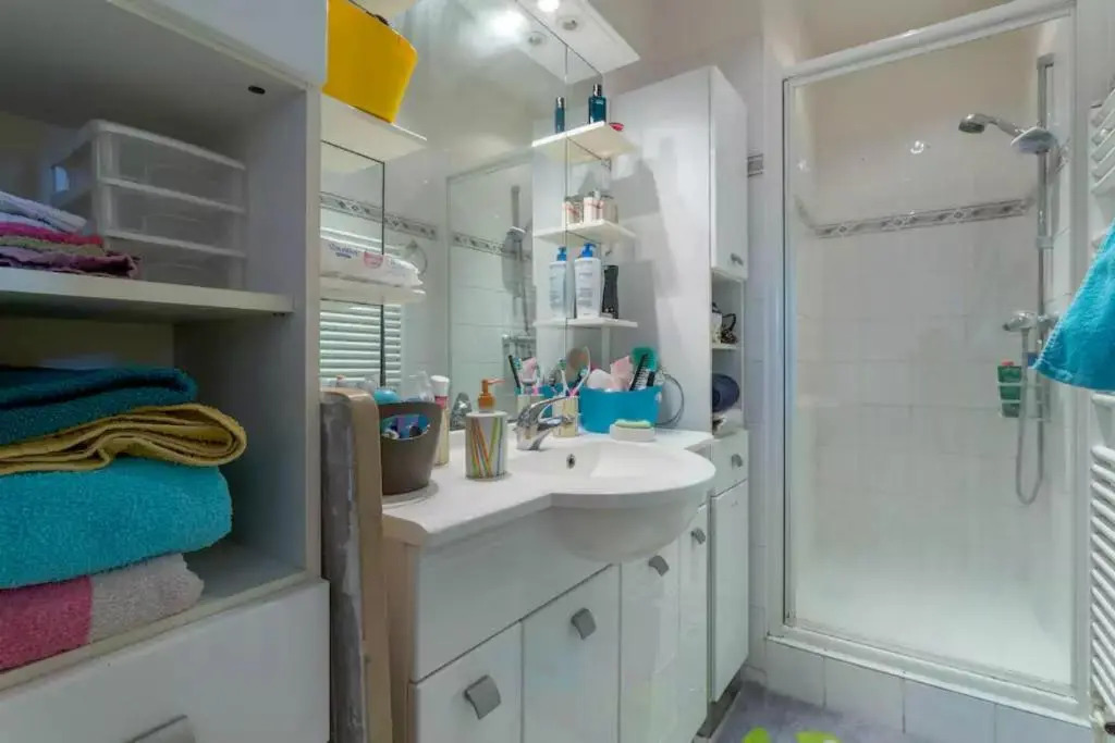 T3 55m2 & Garage, proche Saône, et 5 min Vieux Lyon via Metro D