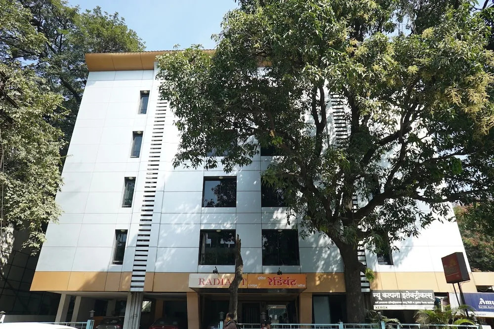 OYO 23430 Hotel Radiant