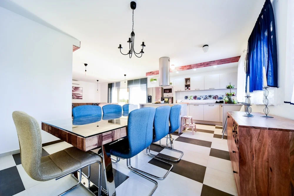 Villa Mery