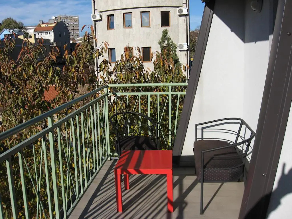 Apartment S