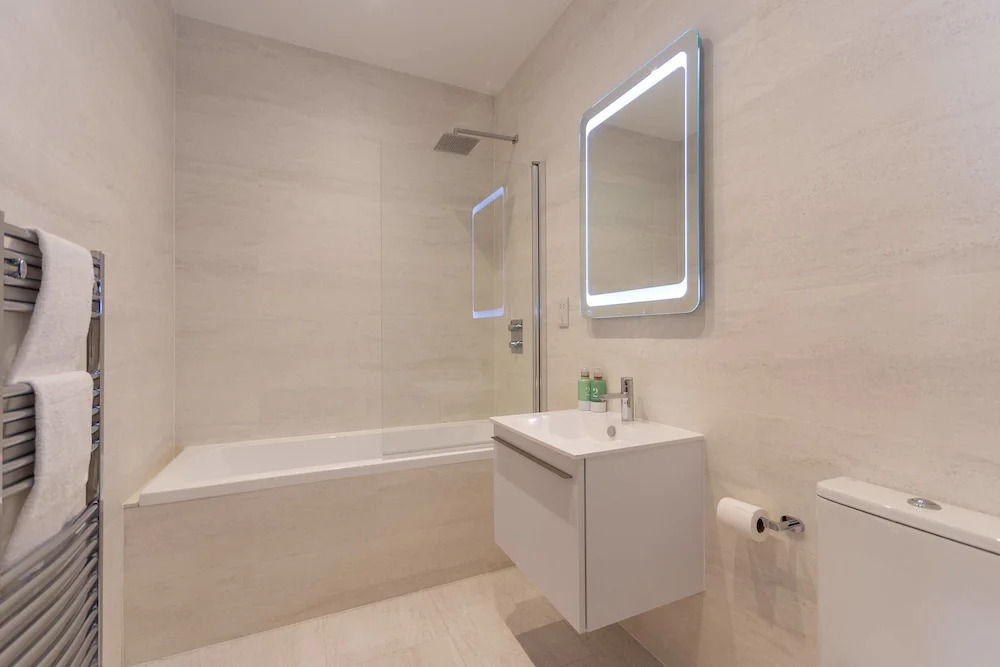 Luxury Penthouse on The Scores