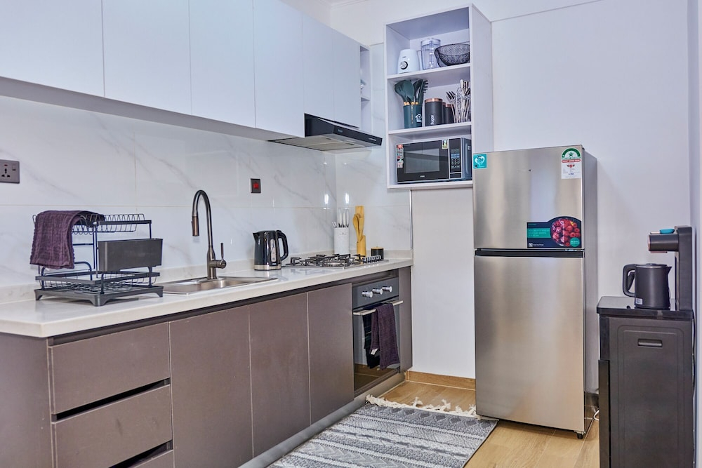Makao By Edmor Suites