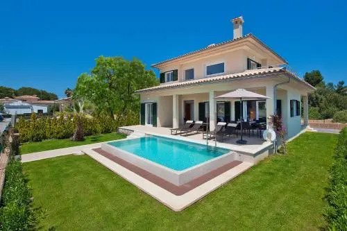 Villa Marisa I