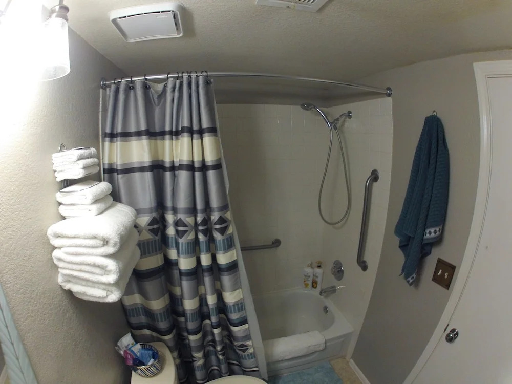 Sands Riolux Priv Bedbath5 Min Stripairport and Rental car Terminals