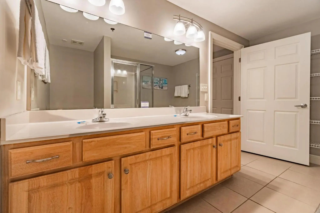 Ariel Dunes II 2303 flr23 2BR 2BA 6