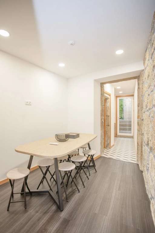 Liiiving in Porto-Downtown Spacious Home