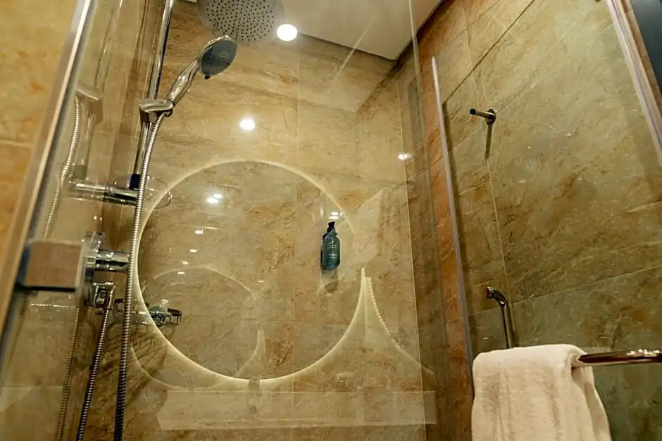 Resivation Hotel