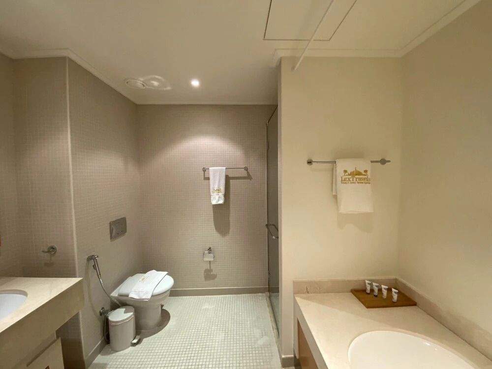"Lux Bnb 2bd Panaromic Marina Views"