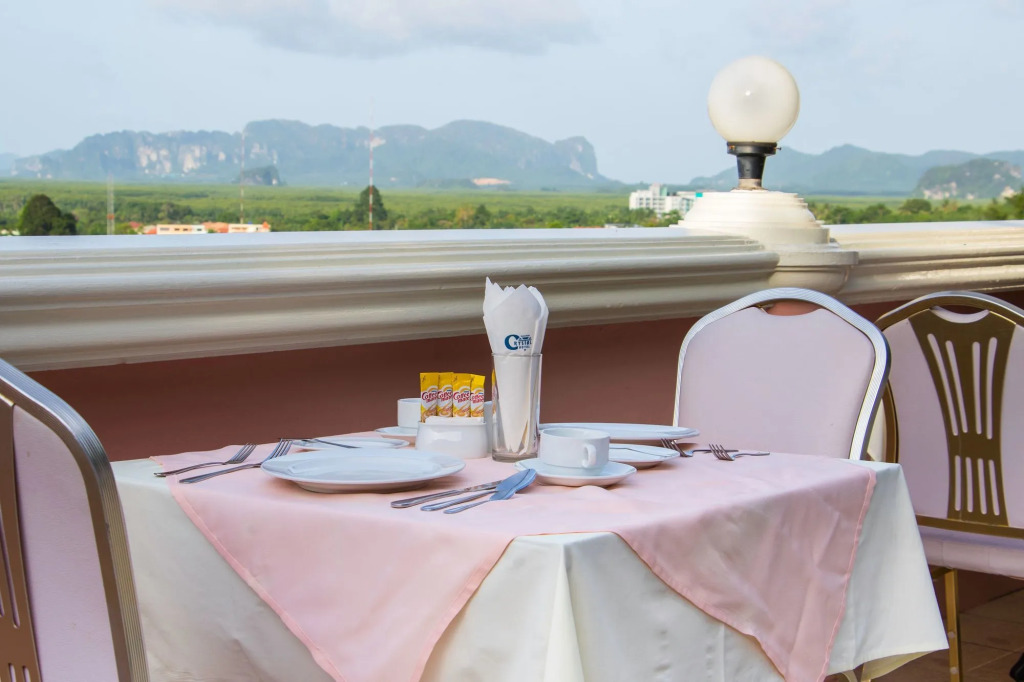 Crystal Hotel Krabi
