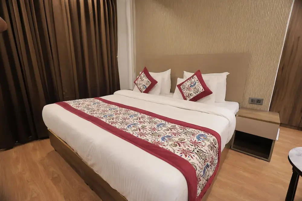 Hotel Royal Galaxy Blest Park