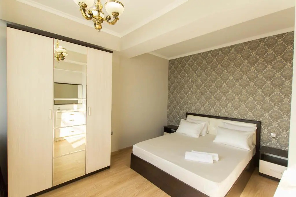 Residential Somplex Central 270