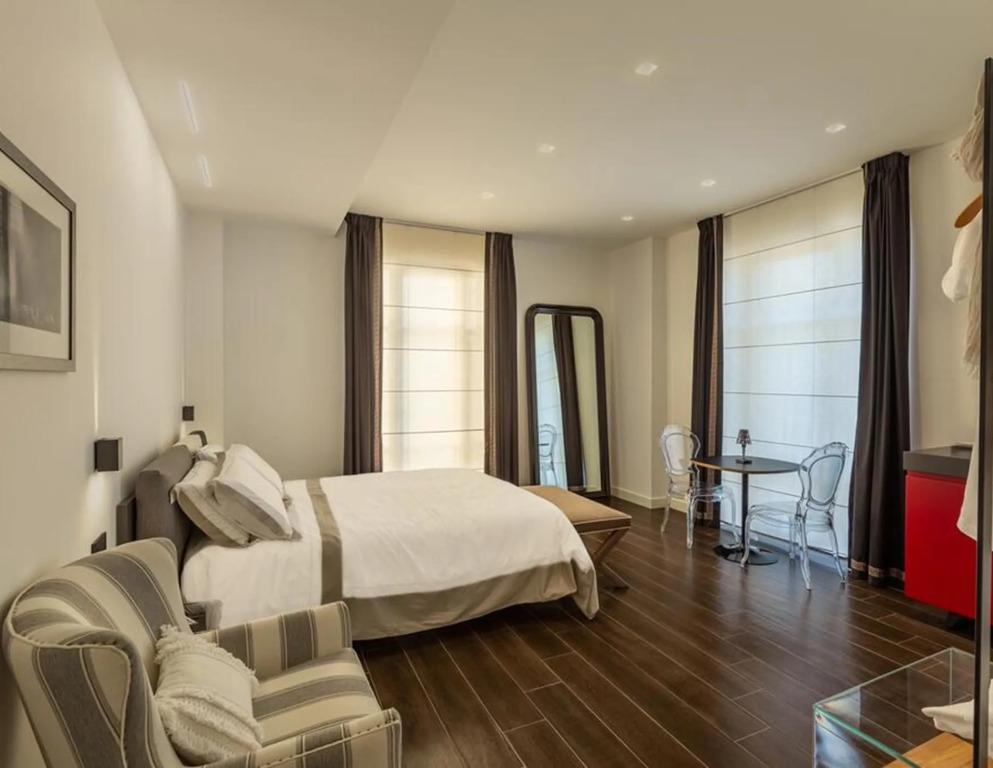 Qui Vicino boutique rooms and suites