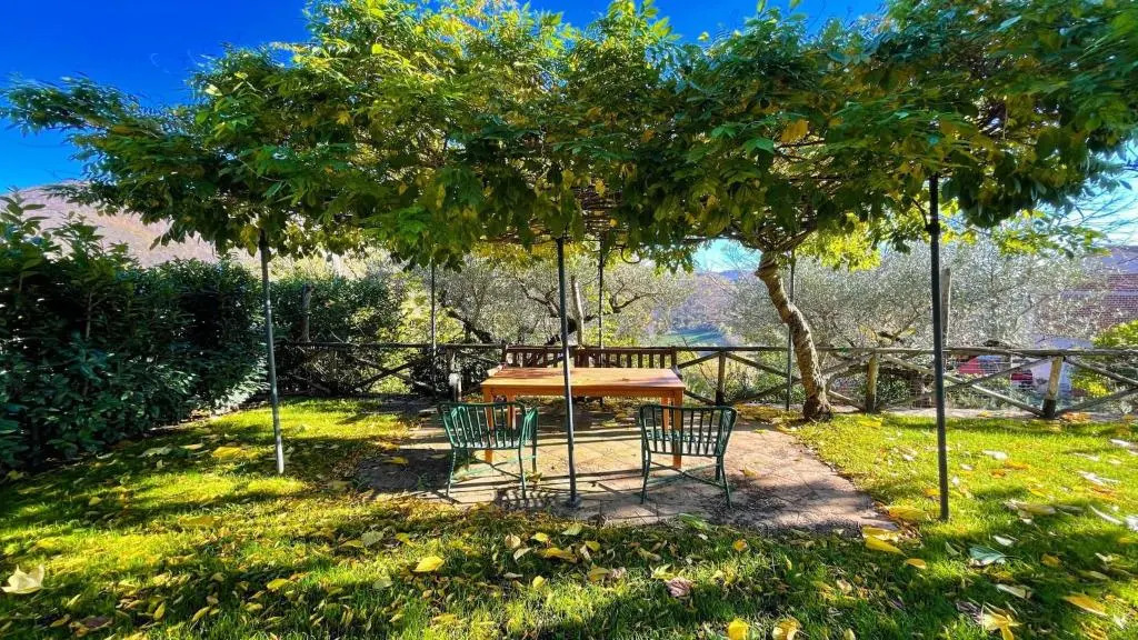 Torretta sleeps 5 with pool and exclusive gardens plus private verandah